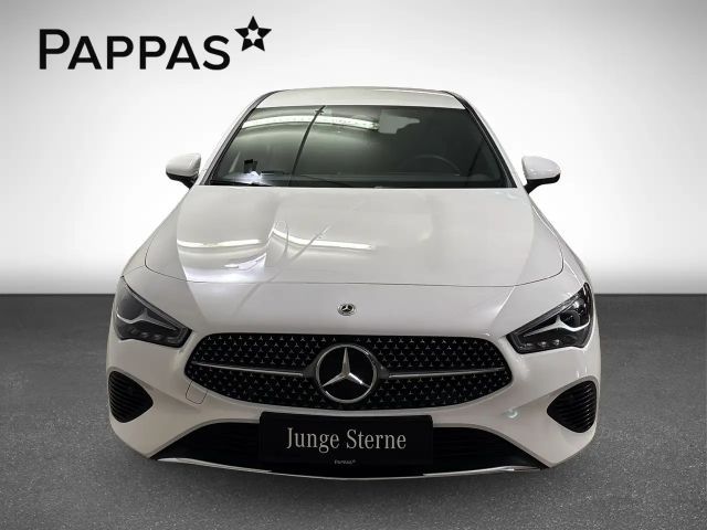 Mercedes-Benz CLA 200 CLA 200 d Shooting Brake