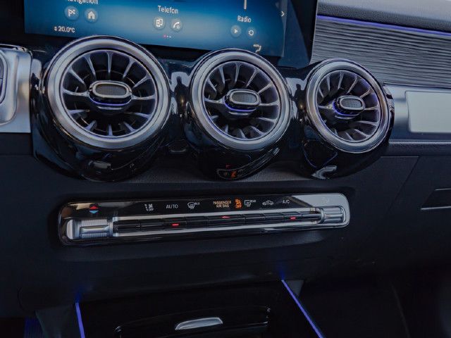 Mercedes-Benz GLB 200 GLB 200 d