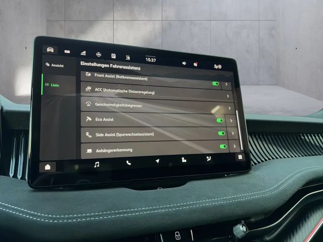 Skoda Superb Sportline iV