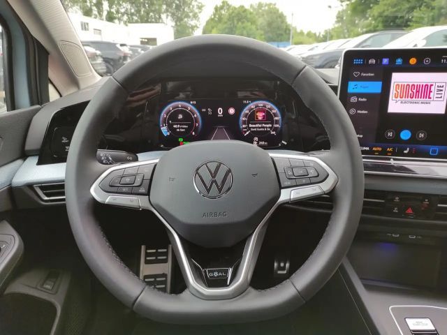 Volkswagen Golf 1.5 eTSI DSG