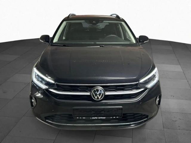 Volkswagen Taigo 1,0 TSI LED-MATRIX NAVI APPCONNECT SHZ ALU PDC KL