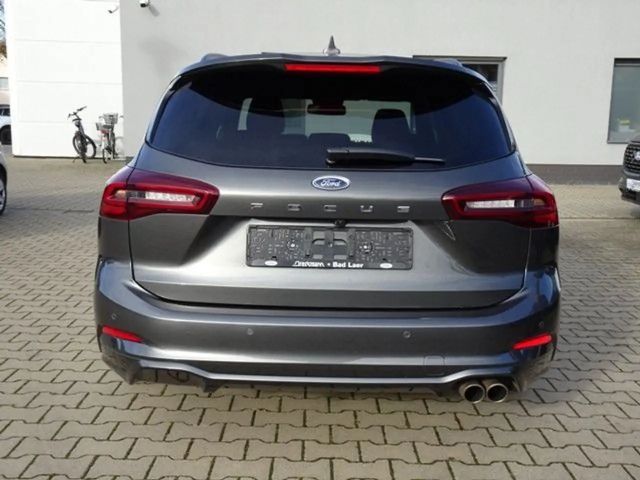 Ford Focus ST Line Wagon