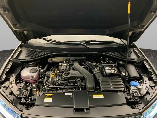 Volkswagen T-Roc 1.5 TSI DSG R-Line