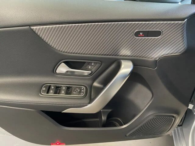 Mercedes-Benz A 180 Progressive