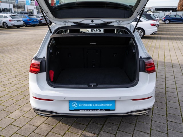 Volkswagen Golf 1.5 eTSI DSG