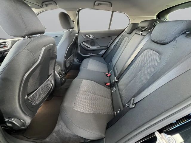 BMW 118 118i Advantage pakket Sedan