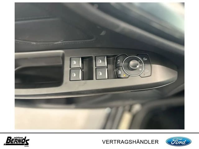 Ford Focus EcoBoost ST Line