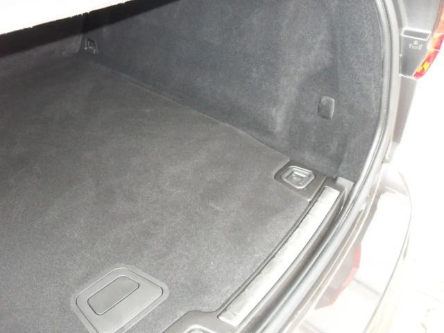 Volvo XC60 AWD Dark Plus T6