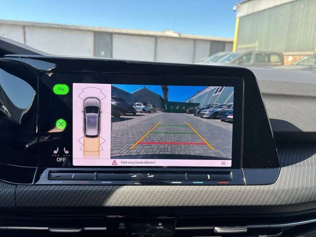 Volkswagen Golf R-Line Variant