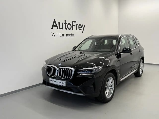 BMW X3 xDrive30e