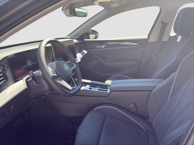 Volkswagen Passat 1.5 eTSI Business Variant