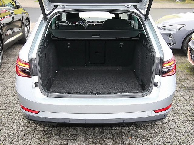 Skoda Superb 2.0 TDI Combi Style Style