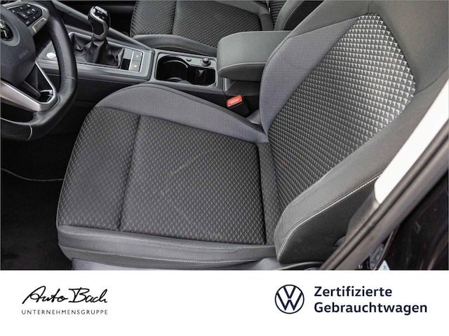 Volkswagen Golf 1.5 TSI Golf VIII Life