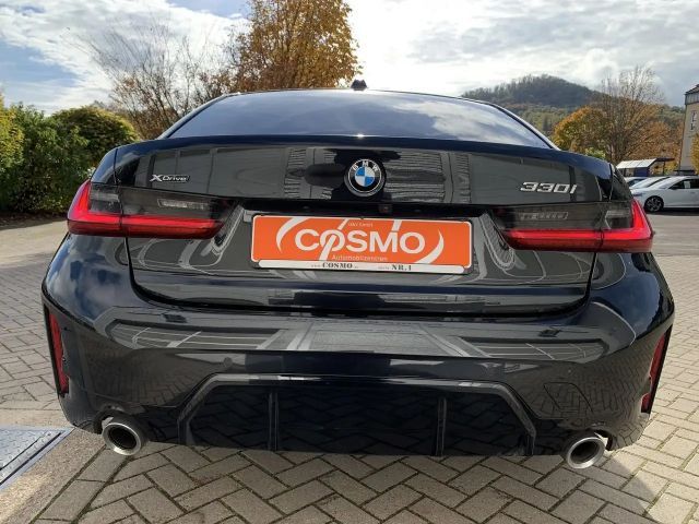 BMW 330 330i M-Sport Sedan xDrive