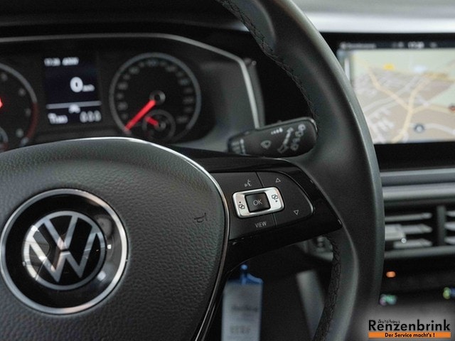Volkswagen Polo Polo Active TSI Navi ParkPilot Sitzheizg. Sitzk...