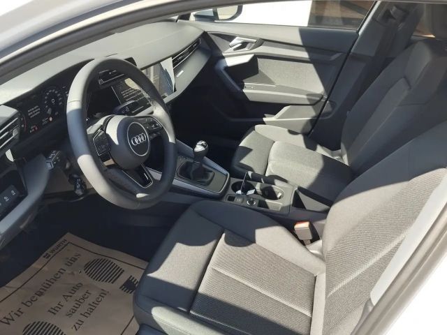 Audi A3 30 TFSI Sedan