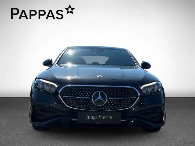 Mercedes-Benz E 220 E 220 d Sedan