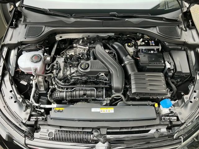 Volkswagen Golf 1.5 TSI Golf VIII Life