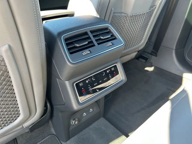 Audi Q8 e-tron 55 Quattro S-Line