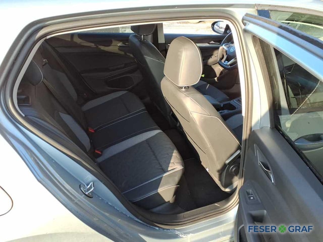 Volkswagen Golf 1.5 eTSI DSG