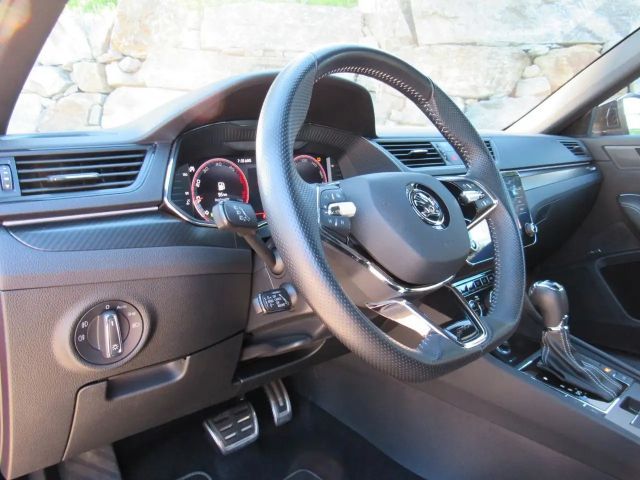 Skoda Superb 2.0 TDI 4x4 Combi Sportline