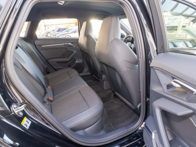 Audi A3 35 TFSI S-Line Sedan Sportback