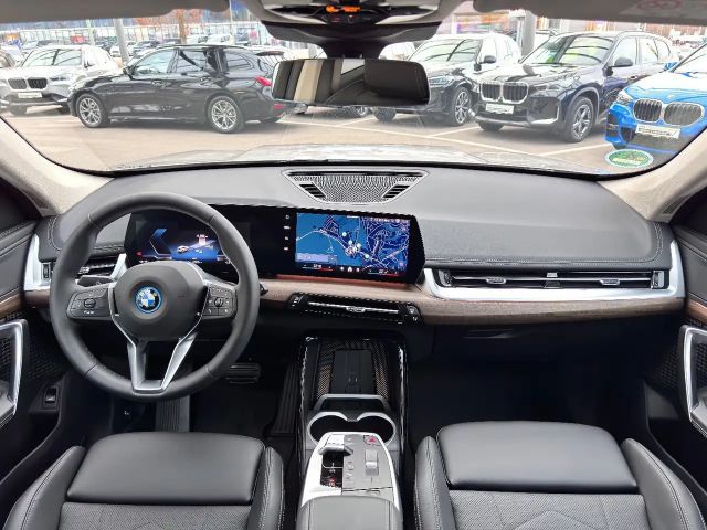 BMW iX1 xDrive30