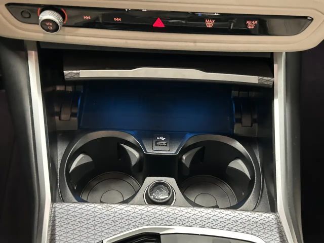 BMW 330 330e M-Sport Touring xDrive