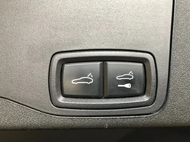 Porsche Taycan 4 Cross Turismo