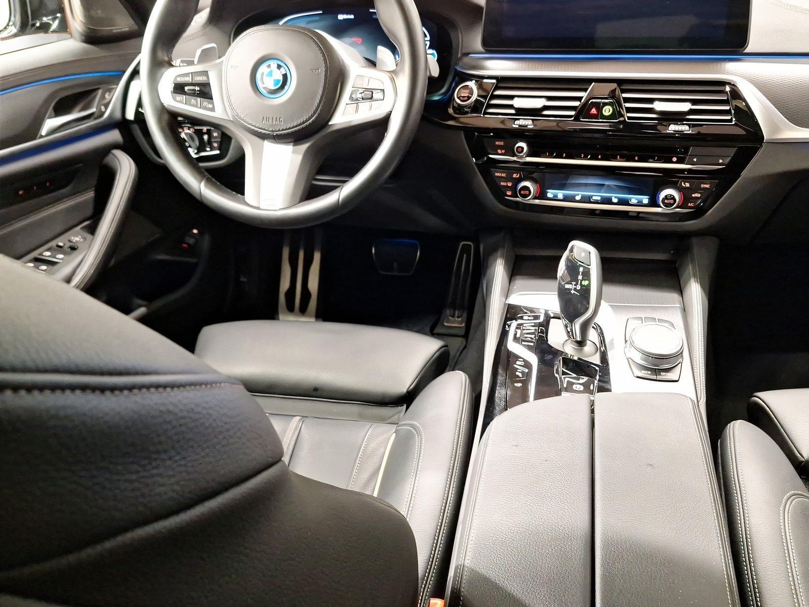 BMW 545 545e Sedan xDrive
