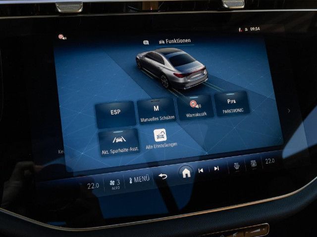 Mercedes-Benz E 200 4MATIC Sedan