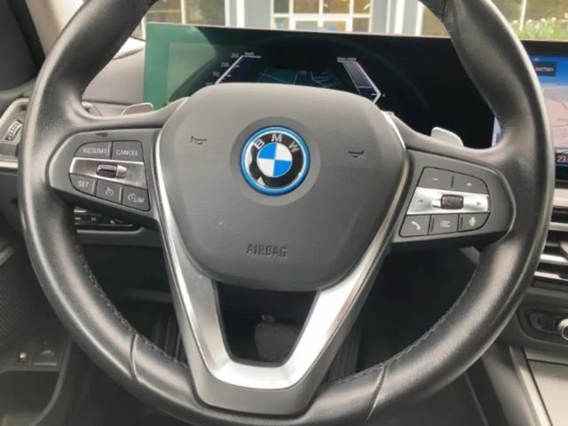 BMW 320 320e Touring