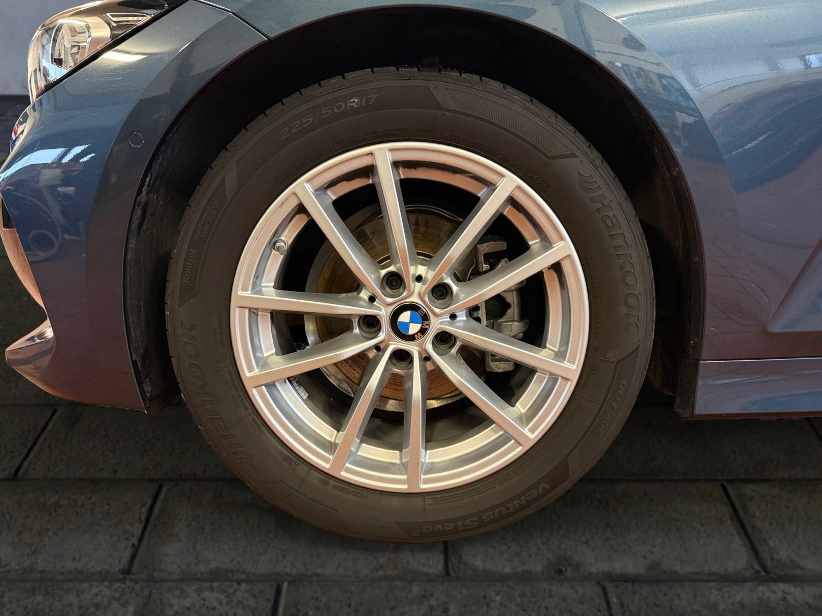 BMW 318 318i Touring