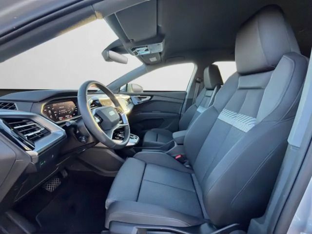 Audi Q4 e-tron Q4 45 e-tron Advanced AHK/EPH plus/uvm.