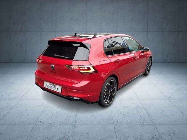 Volkswagen Golf DSG R-Line