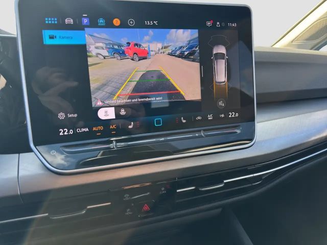 Volkswagen Golf 1.5 TSI Life Variant