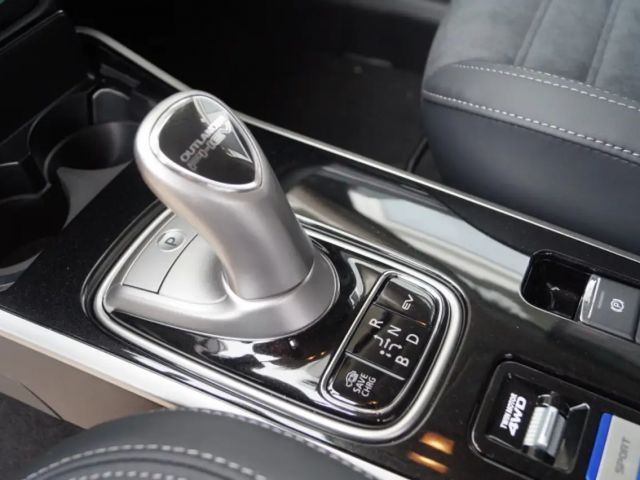 Mitsubishi Outlander 4WD PHEV
