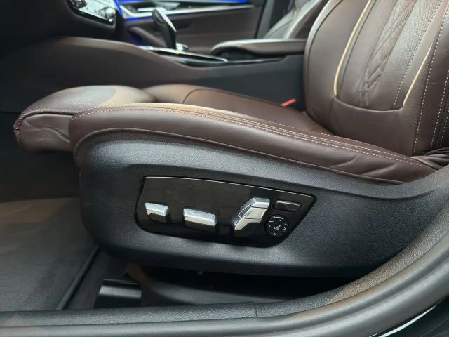 BMW 540 540d M-Sport Touring xDrive