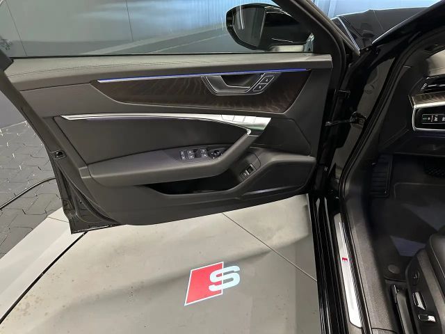 Audi A6 45 TFSI Avant Quattro S-Line