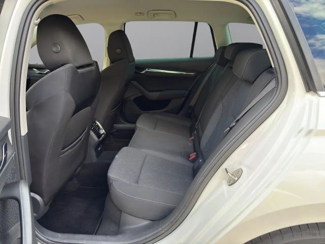 Skoda Octavia 2.0 TDI Combi Style Style