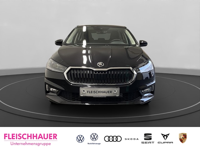 Skoda Fabia 1.0 Essence Apple CarPlay Tel.-Vorb. LED Klima SHZ DAB USB Lichtsensor