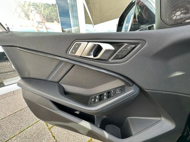 BMW 135 135i Sedan xDrive