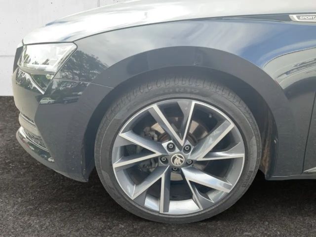 Skoda Superb 2.0 TSI Combi Sportline