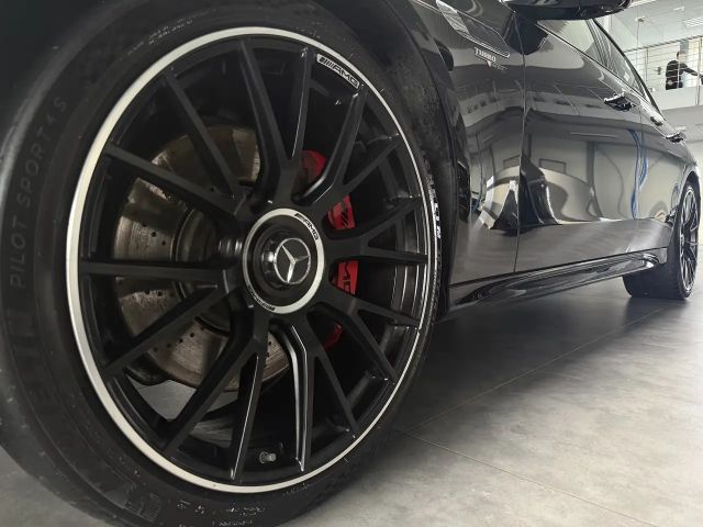 Mercedes-Benz E 53 AMG AMG Line Sedan