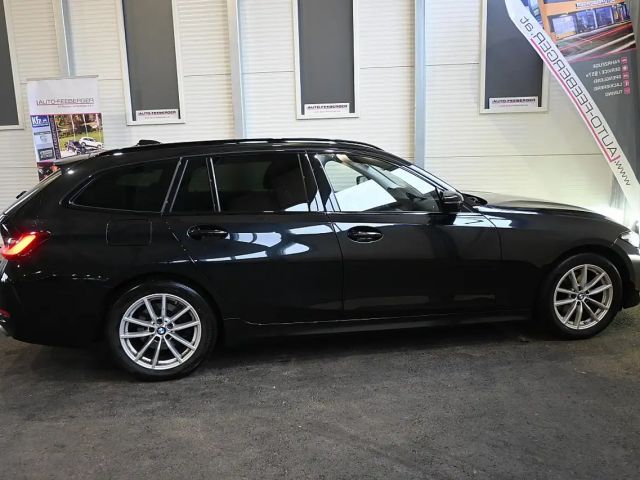 BMW 320 320d Touring xDrive