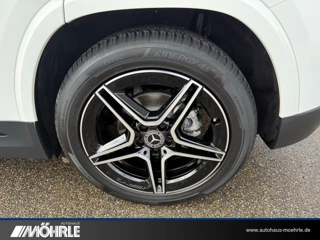 Mercedes-Benz GLA 180 AMG Line