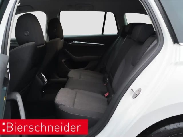 Skoda Octavia 2.0 TDI Combi Style Style