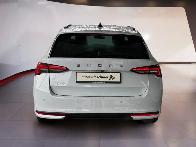 Skoda Octavia Combi Selection