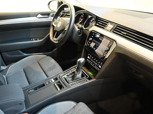 Volkswagen Passat Business Variant