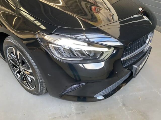 Mercedes-Benz B 180 Progressive